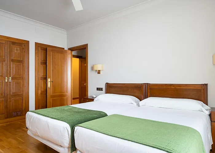 Hernán Cortés Hotel 4*