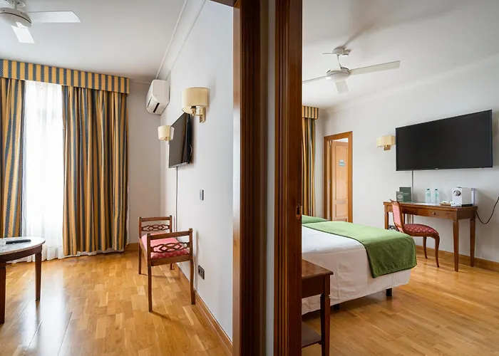 Hernán Cortés Hotel