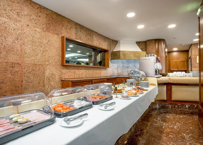 Hotel Hernán Cortés 4*