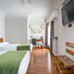Hernán Cortés Hotel