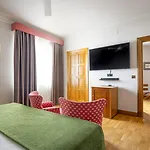 Hernán Cortés Hotel