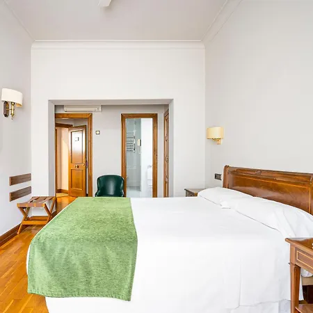 Hotel Hernán Cortés
