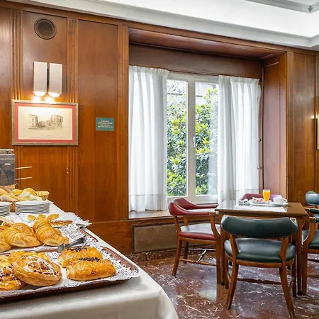 エルナン コルテス ホテル 4*