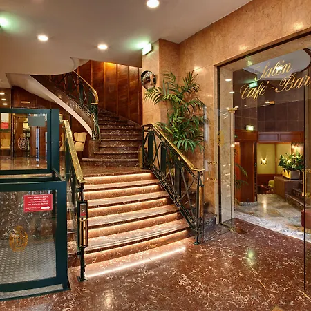 Hotel Hernán Cortés