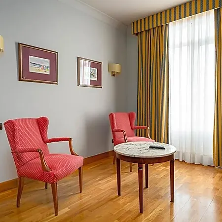 Hernan Cortes Hotel