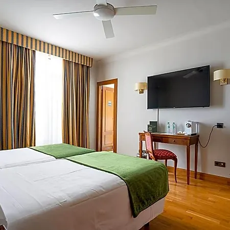 Hotel Hernan Cortes