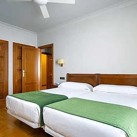 Hernan Cortes Hotel