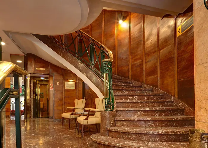 Otel Hernan Cortes 4*