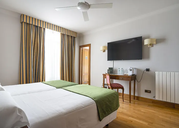 Otel Hernan Cortes Gijón