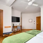 Otel Hernan Cortes 4*