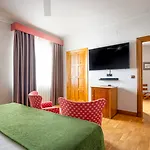 Hernan Cortes Otel