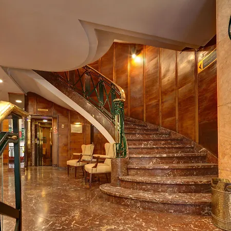 Szálloda Hernán Cortés 4*