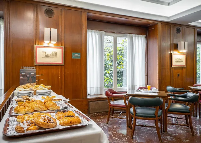 Hernan Cortes Hotel 4*